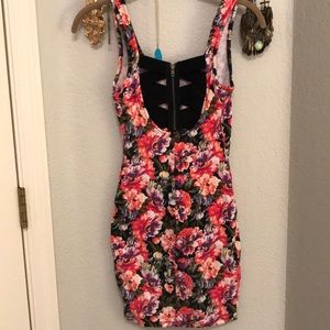 Floral printed bodycon stretchy dress